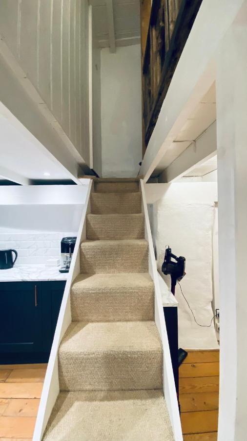 Spindrift Is A Beautiful Newly Refurbished Three Bedroom Private Family House Located On The Old Harbour And The Coastal Path In The Heart Of Beautiful Полперо Екстериор снимка